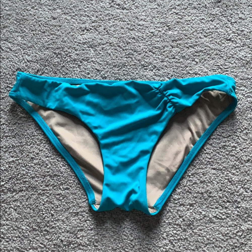 VS Swim Bottom